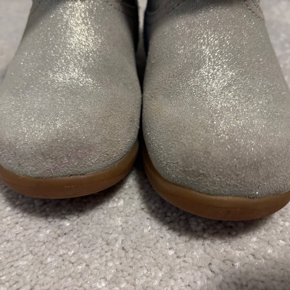 Uggs toddler size 8 USA - Picture 4 of 5